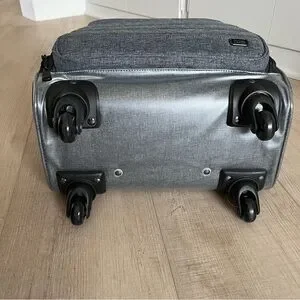 Lug cruiser wheelie bag deals